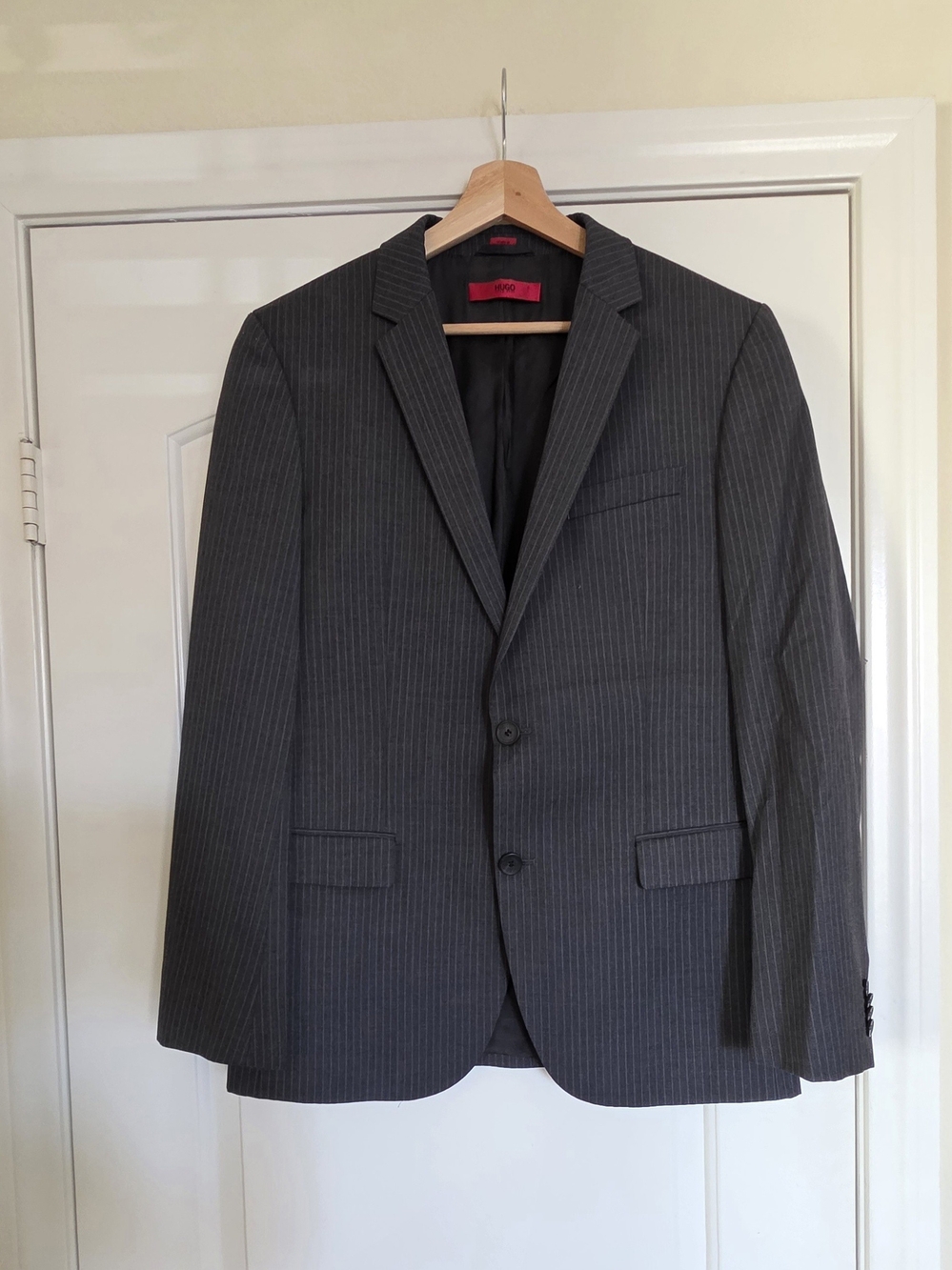 Hugo Boss Wool Men's Balzer 40R deep gray pinstripe suit jacket Formal Business